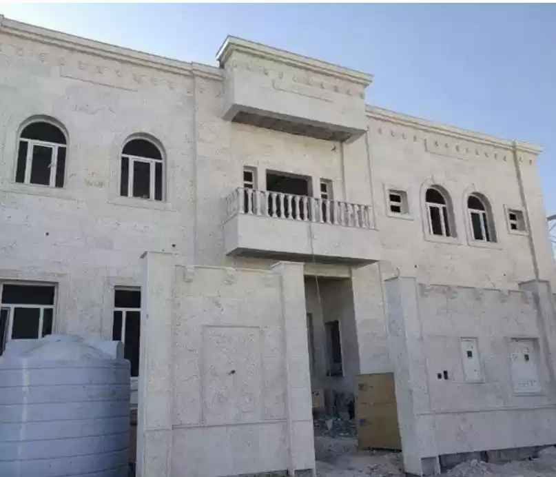 Residential Ready Property 6 Bedrooms U/F Standalone Villa  for sale in Al Sadd , Doha #13839 - 1  image 