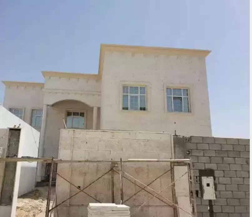 Residential Ready Property 7+ Bedrooms U/F Standalone Villa  for sale in Al Sadd , Doha #13844 - 1  image 