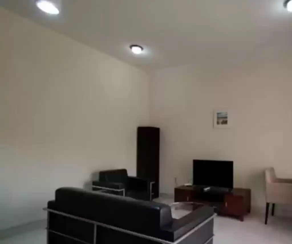 Wohn Klaar eigendom 1 Schlafzimmer F/F Wohnung  zu vermieten in Al Sadd , Doha #13881 - 1  image 