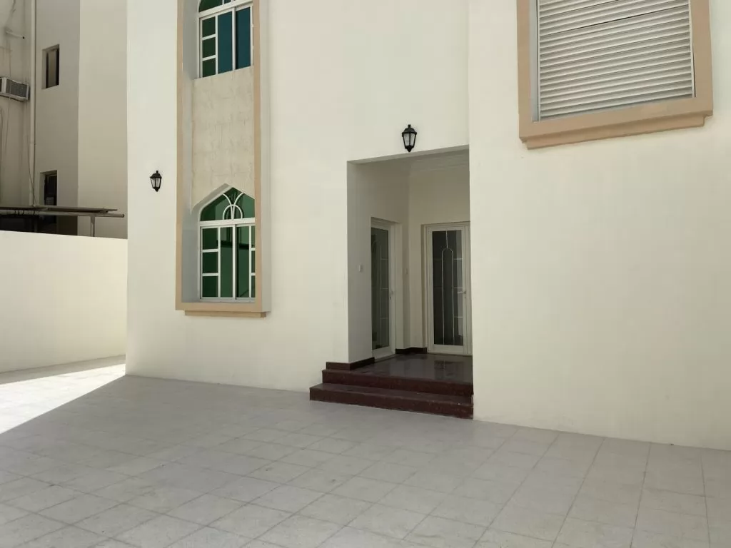 Жилой Готовая недвижимость 6 спален С/Ж Отдельная вилла  в аренду в Аль-Садд , Доха #13919 - 1  image 