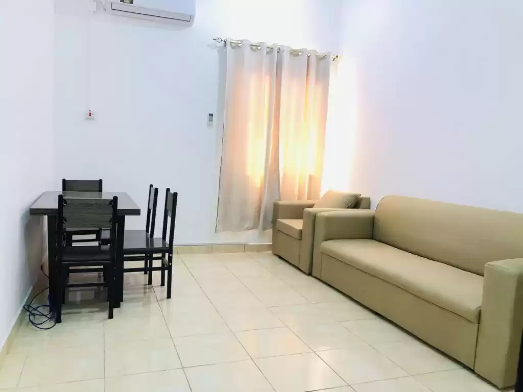 Wohn Klaar eigendom 1 Schlafzimmer F/F Wohnung  zu vermieten in Al Sadd , Doha #13926 - 1  image 
