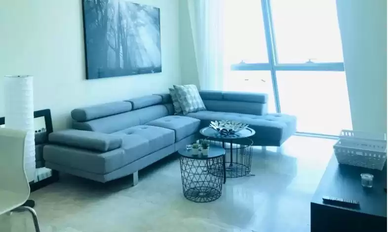 Wohn Klaar eigendom 2 Schlafzimmer F/F Wohnung  zu vermieten in Al Sadd , Doha #13995 - 1  image 