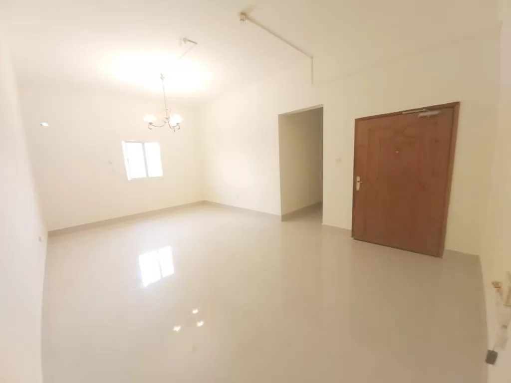 Жилой Готовая недвижимость 2 спальни Н/Ф Квартира  в аренду в Аль-Садд , Доха #14043 - 1  image 