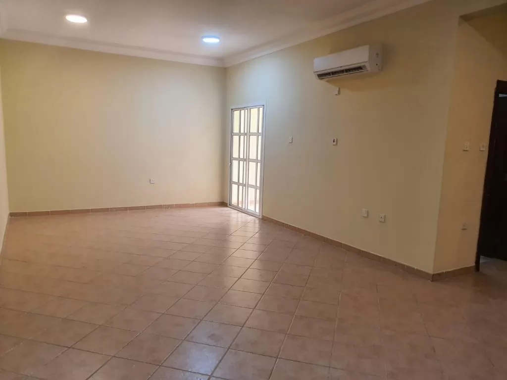 Residential Ready Property 2 Bedrooms U/F Apartment  for rent in Old-Airport , Doha-Qatar #14075 - 1  image 