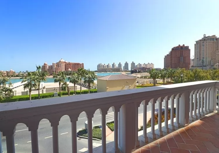 Жилой Готовая недвижимость 1 спальня С/Ж Квартира  продается в Аль-Садд , Доха #14106 - 1  image 