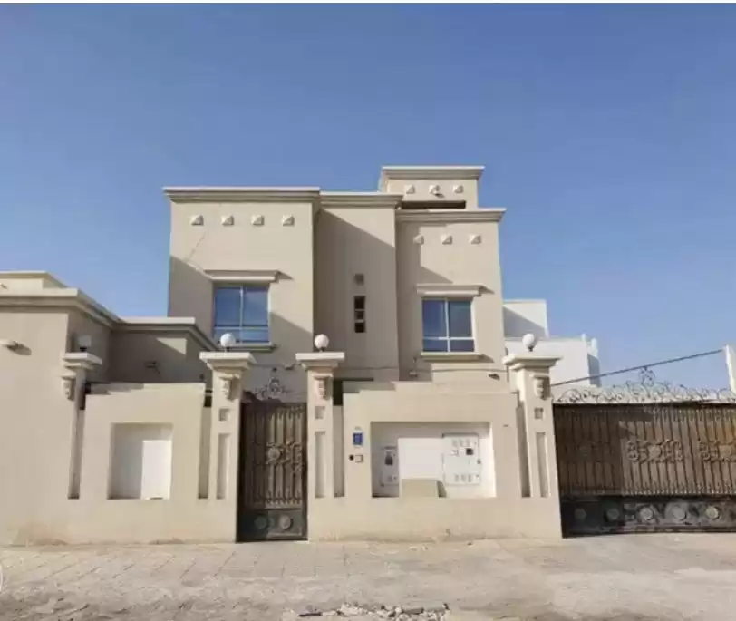Residential Ready Property 6 Bedrooms U/F Standalone Villa  for sale in Al Sadd , Doha #14118 - 1  image 