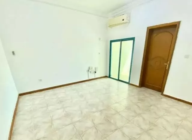 سكني عقار جاهز 1 غرفة  غير مفروش شقة  للإيجار في الدوحة #14144 - 1  صورة 