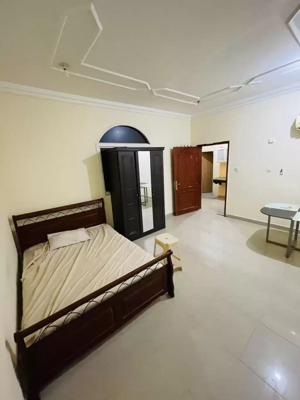 Wohn Klaar eigendom 1 Schlafzimmer S/F Wohnung  zu vermieten in Al Sadd , Doha #14167 - 1  image 