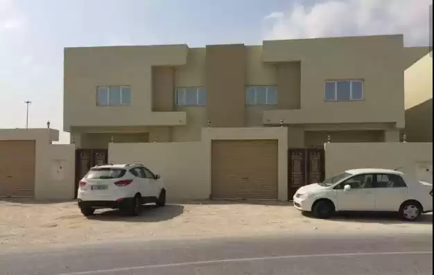 Résidentiel Propriété prête Studio F / F Appartement  a louer au Al-Sadd , Doha #14182 - 1  image 