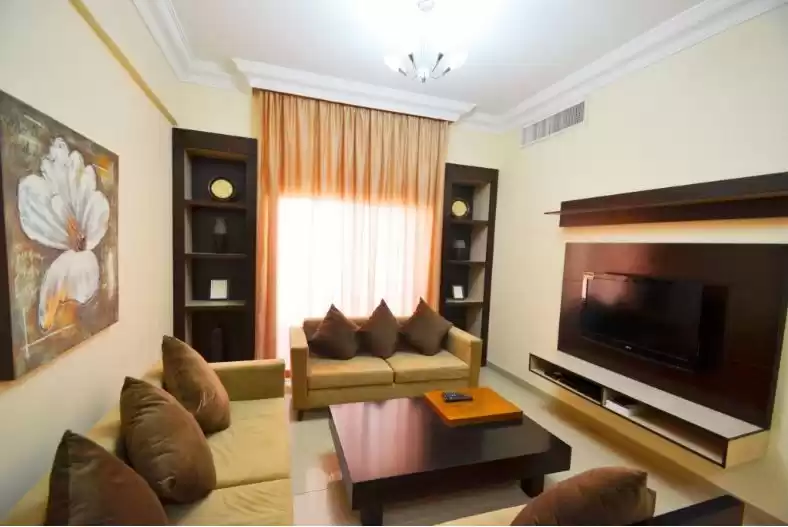 Residential Ready Property 2 Bedrooms F/F Apartment  for rent in Doha #14217 - 1  image 