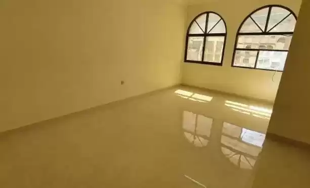 Residential Ready Property 3 Bedrooms U/F Apartment  for rent in Al Sadd , Doha #14295 - 1  image 