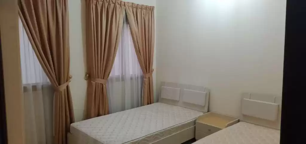 住宅 就绪物业 2 间卧室 楼/楼 公寓  出租 在 萨德 , 多哈 #14313 - 1  image 