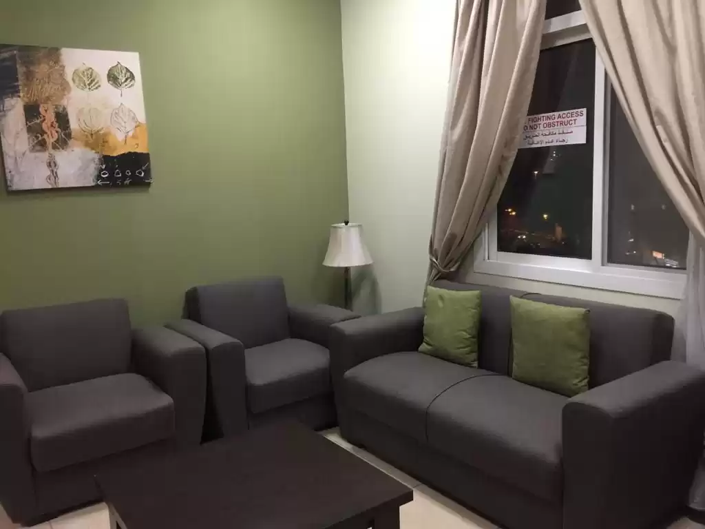 Résidentiel Propriété prête 1 chambre F / F Appartement  a louer au Doha #14330 - 1  image 