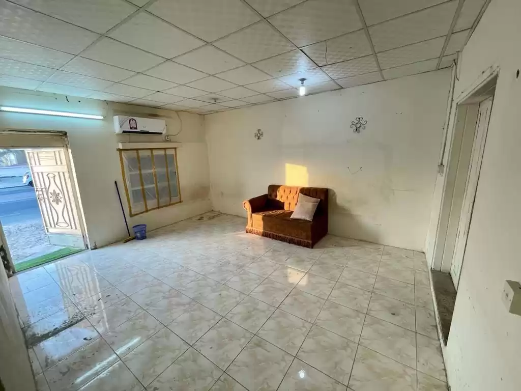 Wohn Klaar eigendom 1 Schlafzimmer S/F Wohnung  zu vermieten in Doha #14334 - 1  image 