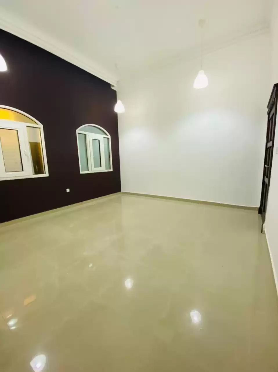 Residential Ready Property Studio S/F Apartment  for rent in Al Sadd , Doha #14348 - 1  image 