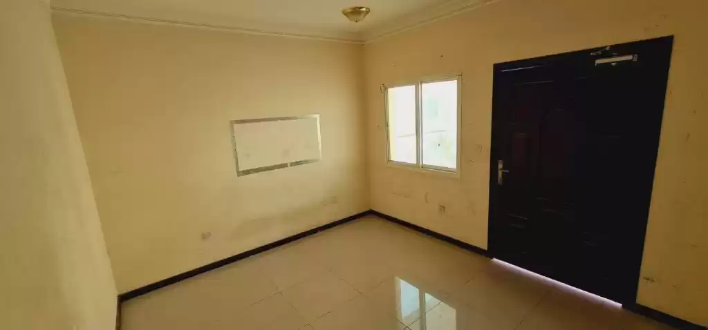 Résidentiel Propriété prête 7+ chambres U / f Villa autonome  a louer au Al-Sadd , Doha #14362 - 1  image 