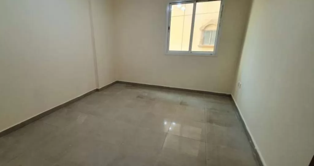Residential Ready Property 2 Bedrooms U/F Apartment  for rent in Fereej-Bin-Mahmoud , Doha-Qatar #14378 - 1  image 