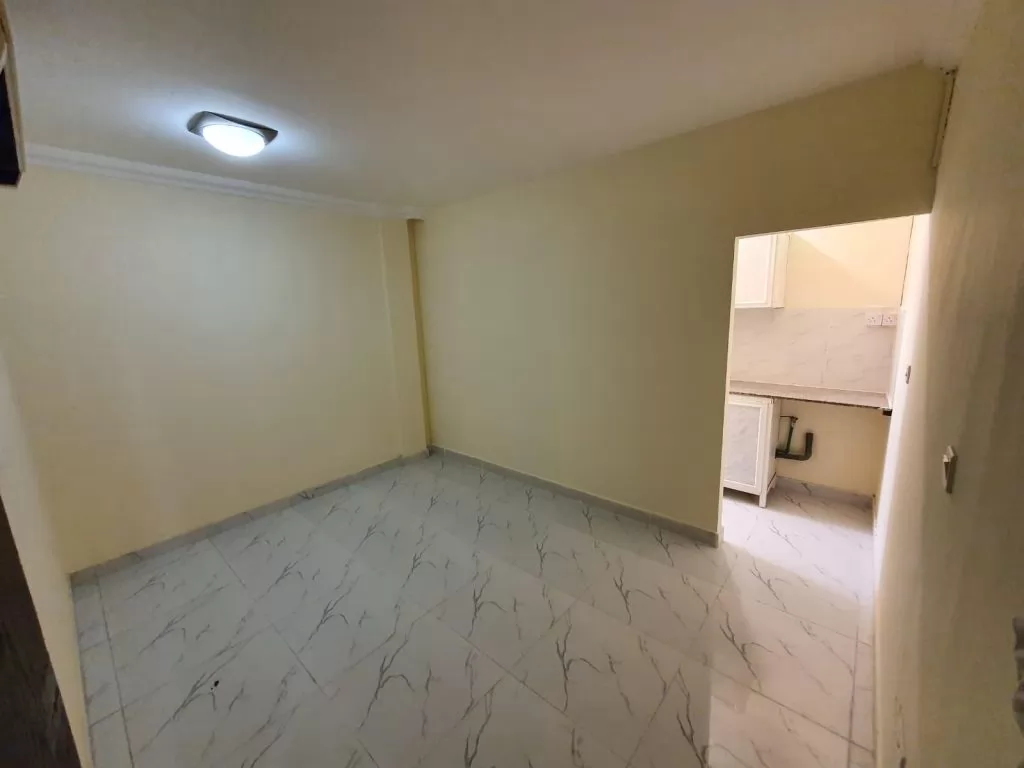 Residential Ready Property Studio U/F Apartment  for rent in Doha-Qatar #14396 - 1  image 