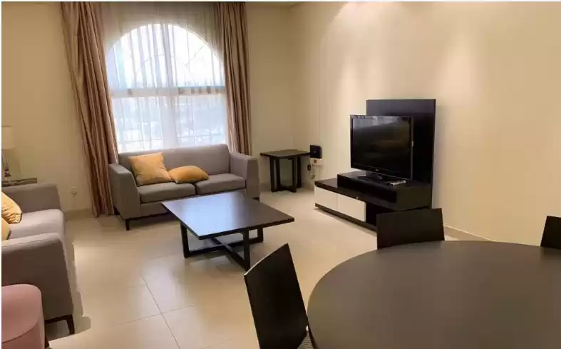 Residential Ready Property 3 Bedrooms F/F Apartment  for rent in Al Sadd , Doha #14407 - 1  image 
