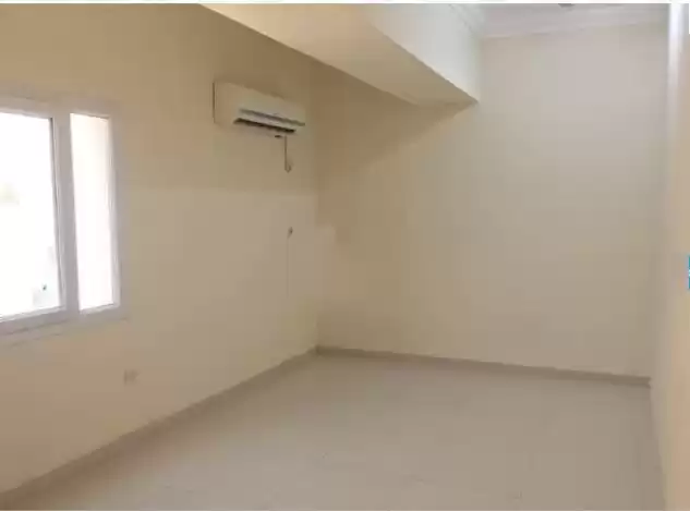Коммерческий Готовая недвижимость Н/Ф Офис  в аренду в Аль-Садд , Доха #14425 - 1  image 
