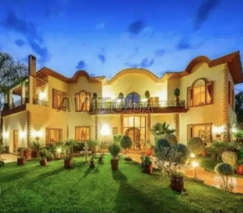Résidentiel Propriété prête 5 chambres U / f Villa autonome  à vendre au Doha #14443 - 1  image 