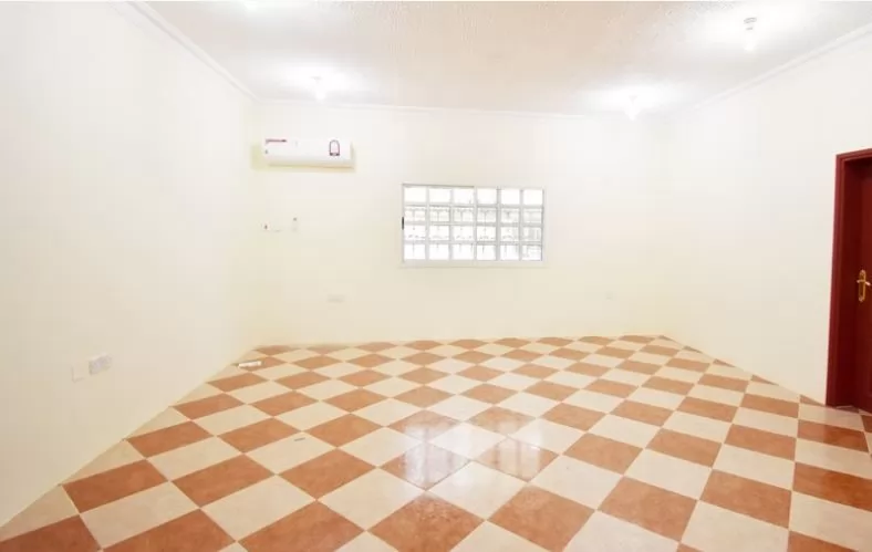 Residential Ready Property 3 Bedrooms U/F Apartment  for rent in Al-Muntazah , Doha-Qatar #14459 - 1  image 