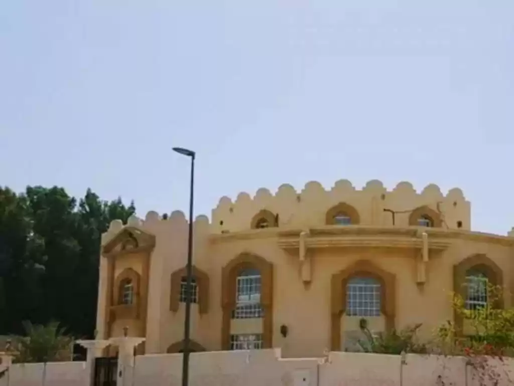Résidentiel Propriété prête 1 chambre F / F Appartement  a louer au Doha #14470 - 1  image 