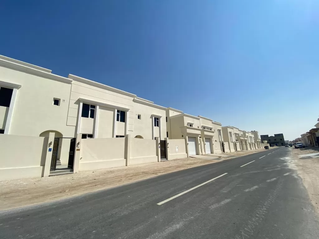 Жилой Готовая недвижимость 7 спален Н/Ф Отдельная вилла  в аренду в Аль-Садд , Доха #14518 - 1  image 