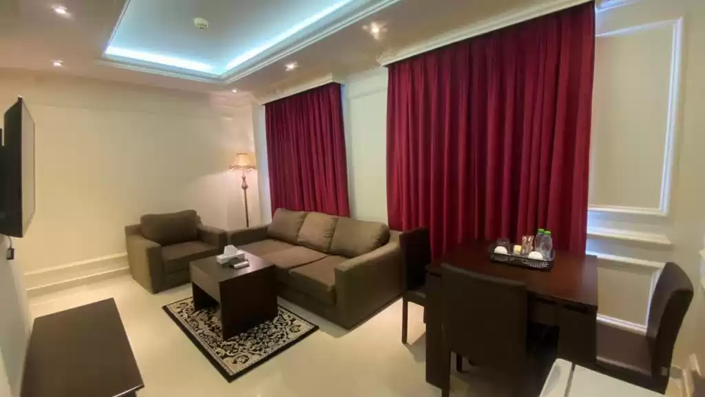 Жилой Готовая недвижимость 1 спальня Н/Ф Квартира  в аренду в Аль-Садд , Доха #14548 - 1  image 