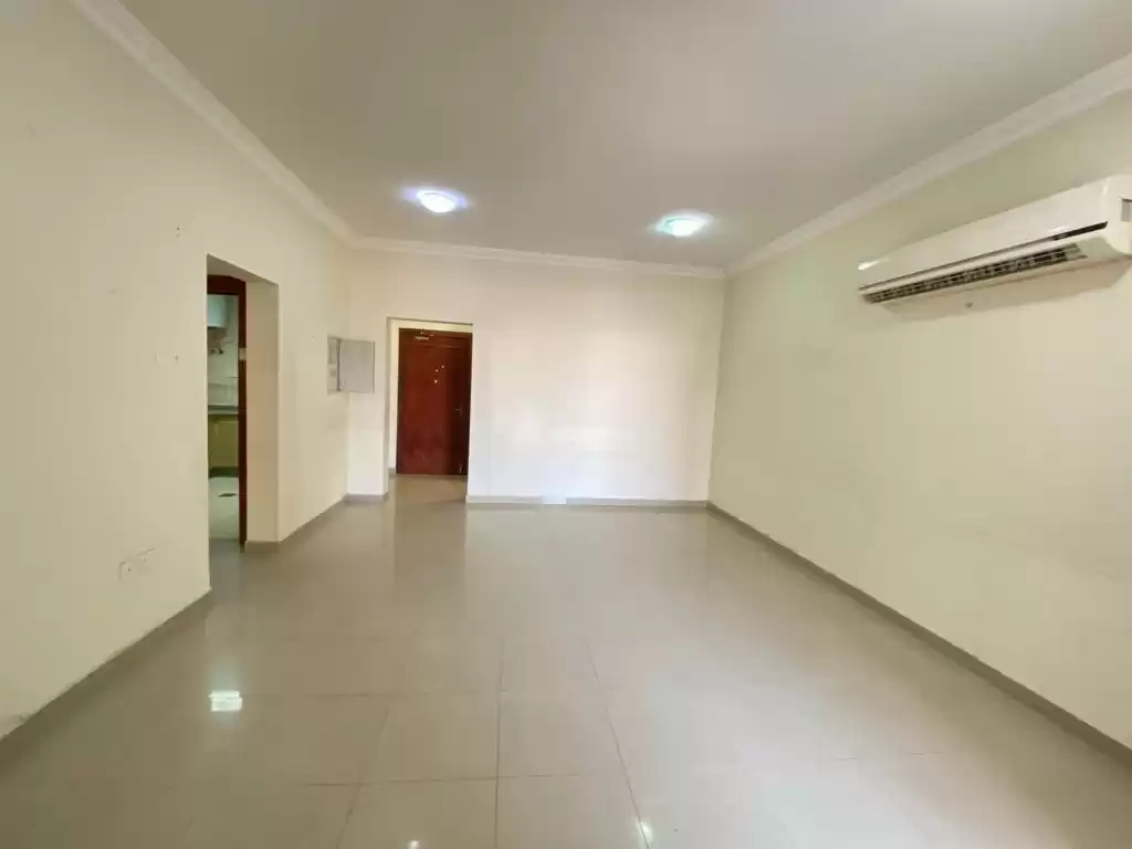 Residential Ready Property 3 Bedrooms U/F Apartment  for rent in Al Sadd , Doha #14550 - 1  image 