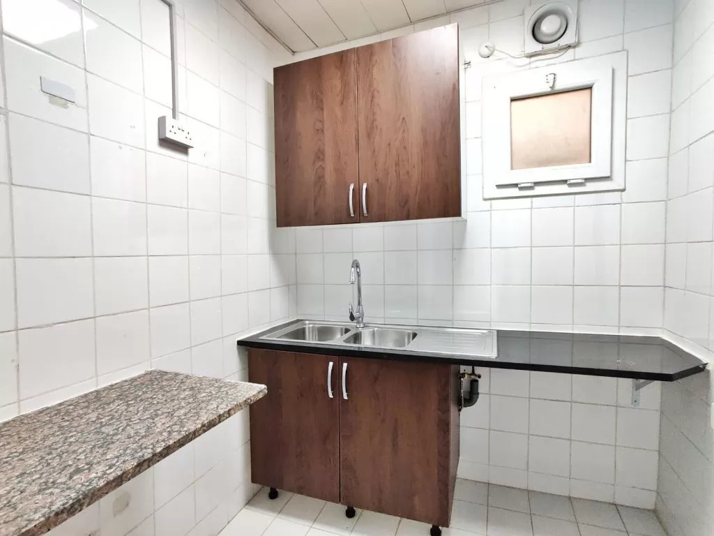 Residential Ready Property Studio S/F Apartment  for rent in Doha #14558 - 3  image 