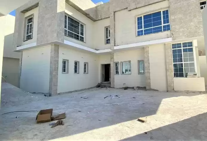 Residential Ready Property 7 Bedrooms U/F Standalone Villa  for sale in Al Sadd , Doha #14652 - 1  image 