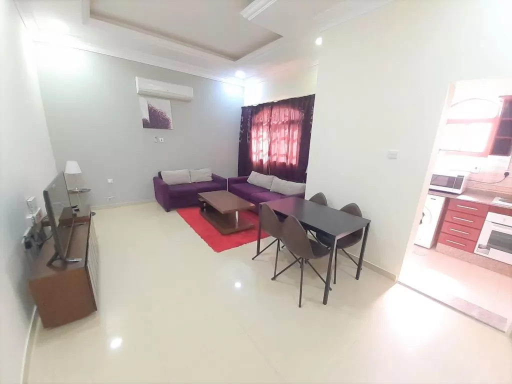 yerleşim Hazır Mülk 1 yatak odası F/F Apartman  kiralık içinde Al Sadd , Doha #14744 - 1  image 