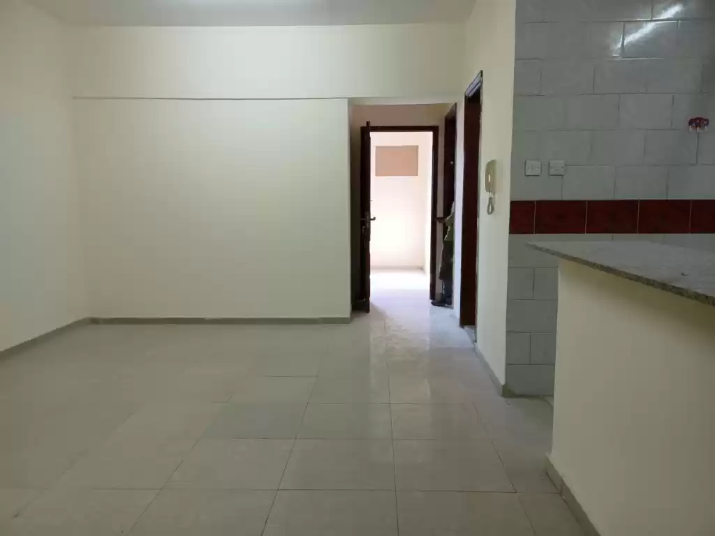Residential Ready Property 2 Bedrooms U/F Apartment  for rent in Al Sadd , Doha #14750 - 1  image 