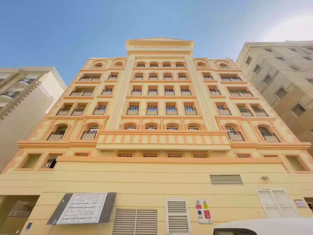 Résidentiel Propriété prête 2 chambres F / F Appartement  a louer au Al-Sadd , Doha #14775 - 1  image 