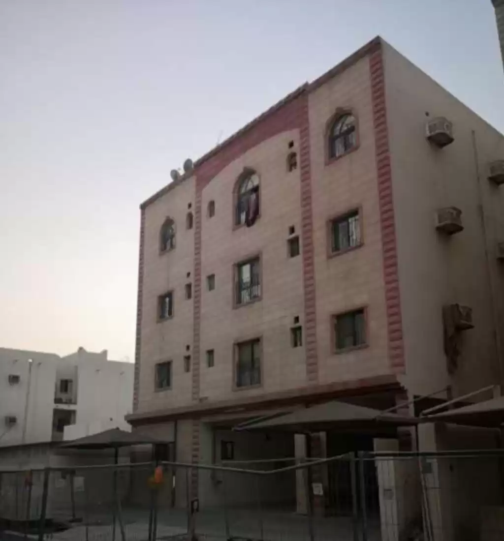 سكني عقار جاهز 2 غرف  غير مفروش شقة  للإيجار في السد , الدوحة #14797 - 1  صورة 