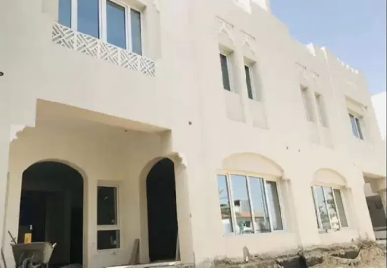 Residential Ready Property 6 Bedrooms U/F Standalone Villa  for sale in Al-Rayyan #14804 - 1  image 