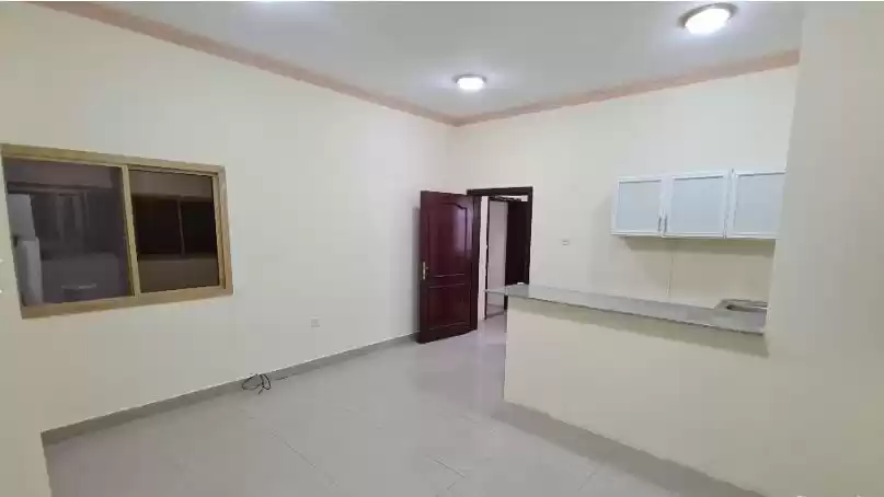 Residential Ready Property 1 Bedroom U/F Apartment  for rent in Al Sadd , Doha #14898 - 1  image 