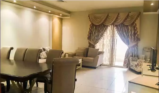 Wohn Klaar eigendom 3 Schlafzimmer F/F Wohnung  zu vermieten in Al Sadd , Doha #14908 - 1  image 