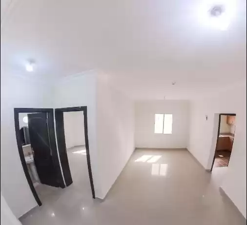 Residential Ready Property 1 Bedroom U/F Apartment  for rent in Al Sadd , Doha #14914 - 1  image 