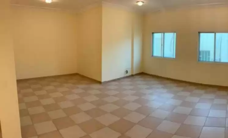 Wohn Klaar eigendom 3 Schlafzimmer U/F Wohnung  zu vermieten in Al Sadd , Doha #14927 - 1  image 