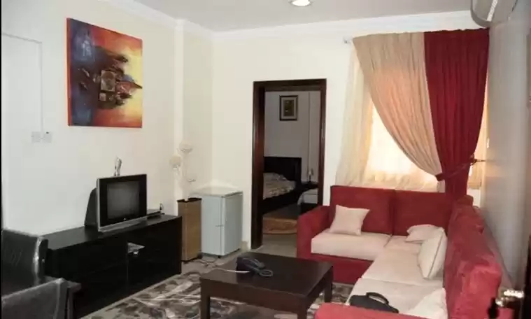 Wohn Klaar eigendom 2 Schlafzimmer F/F Wohnung  zu vermieten in Al Sadd , Doha #14940 - 1  image 