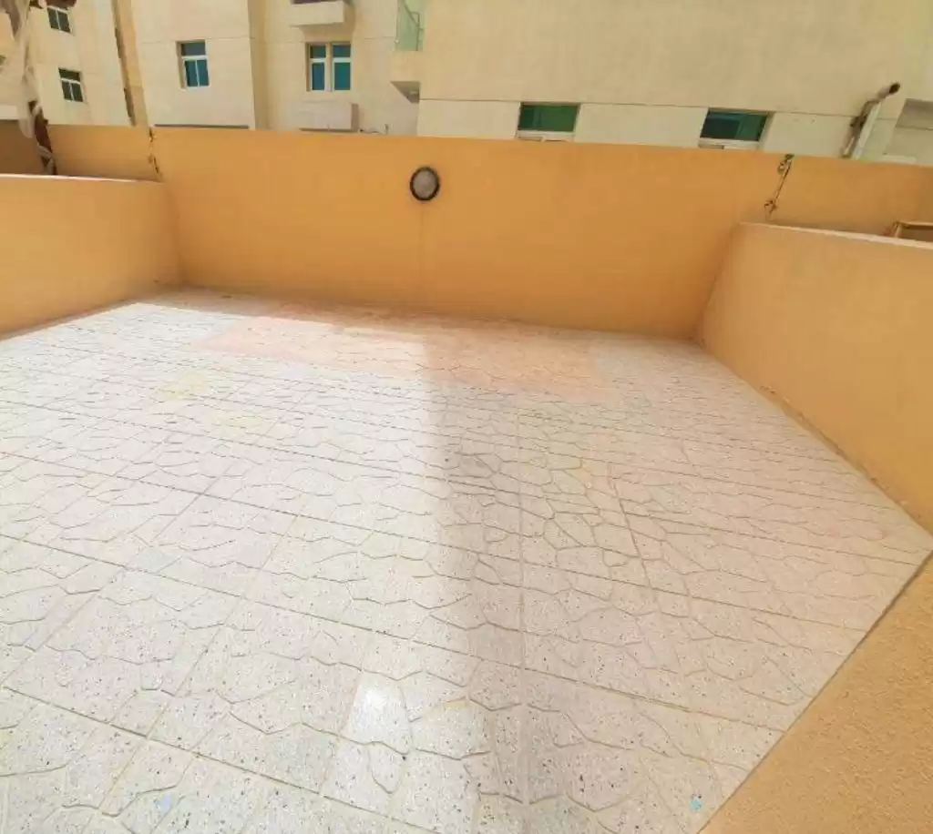 سكني عقار جاهز 2 غرف  غير مفروش دوبلكس  للإيجار في السد , الدوحة #14951 - 1  صورة 