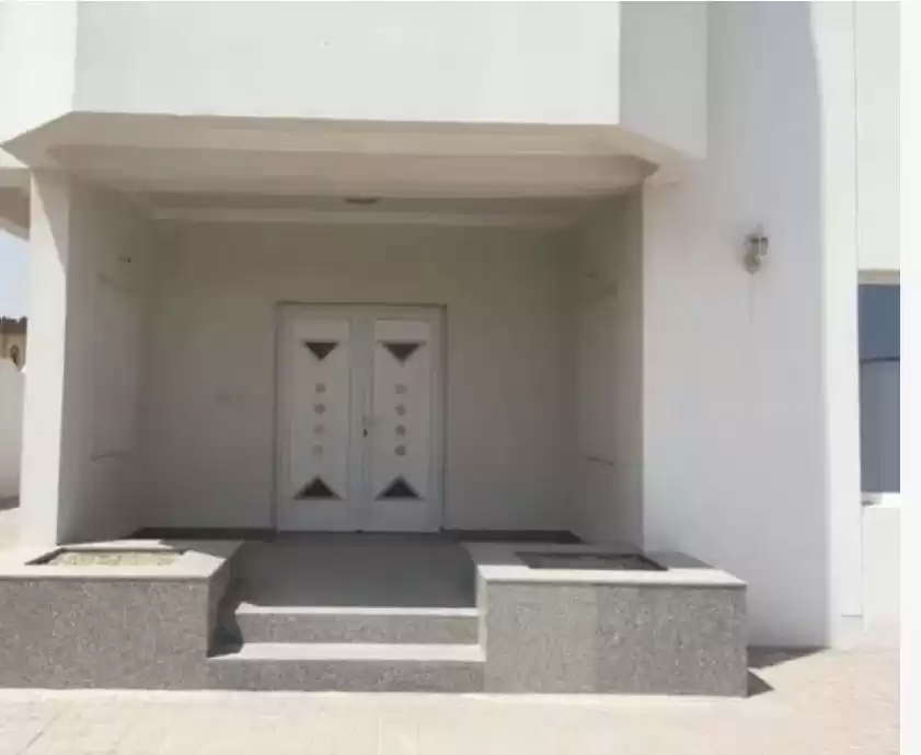 Residential Ready Property 7 Bedrooms F/F Standalone Villa  for sale in Al Sadd , Doha #14977 - 1  image 
