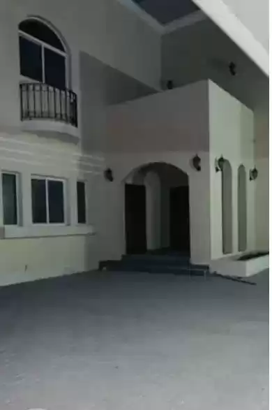 Residential Ready Property 7 Bedrooms U/F Standalone Villa  for sale in Al Sadd , Doha #15009 - 1  image 