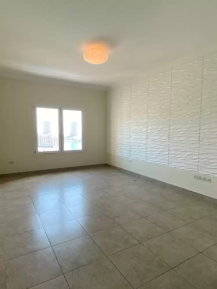 Residential Ready Property 3 Bedrooms S/F Apartment  for sale in Al Sadd , Doha #15066 - 1  image 