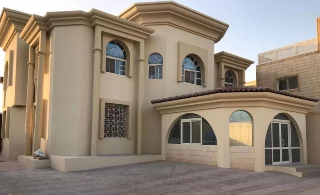 Residential Ready Property 7+ Bedrooms U/F Standalone Villa  for rent in Doha-Qatar #15125 - 1  image 