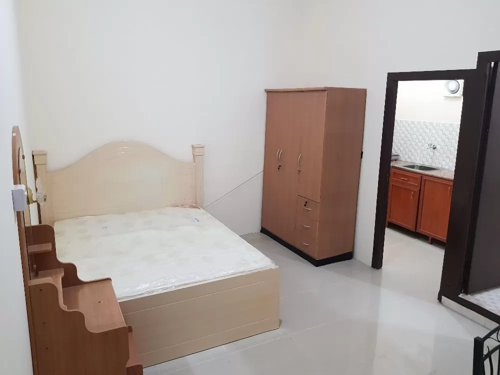 Residential Ready Property 2 Bedrooms F/F Apartment  for rent in Al Sadd , Doha #15134 - 1  image 