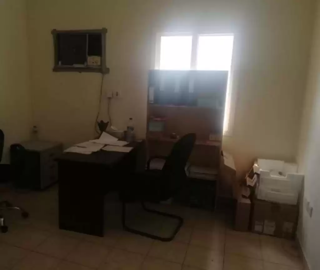 تجاری املاک آماده U/F دفتر  برای اجاره که در السد , دوحه #15142 - 1  image 