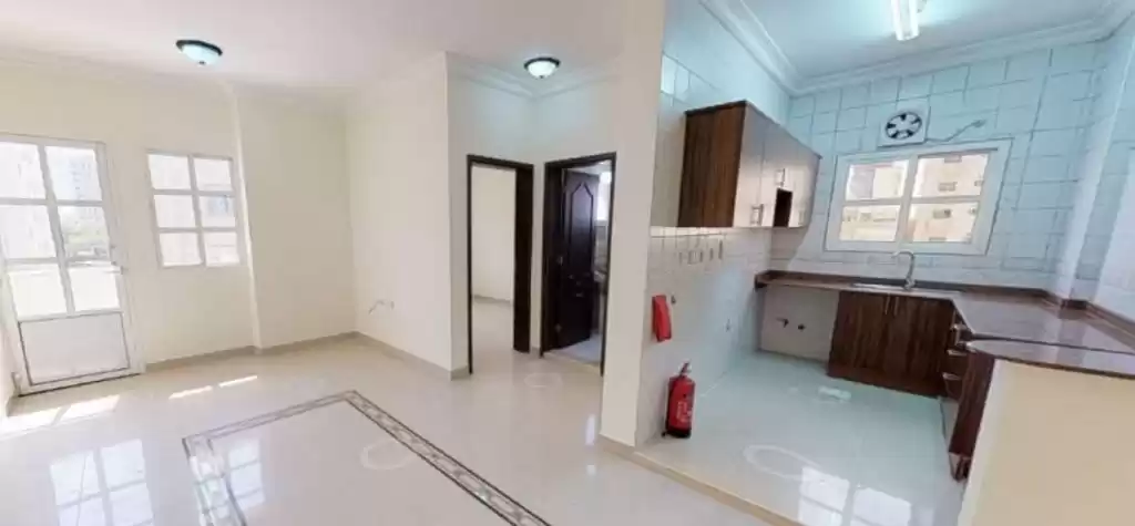 Residential Ready Property 1 Bedroom U/F Apartment  for rent in Al Sadd , Doha #15145 - 1  image 
